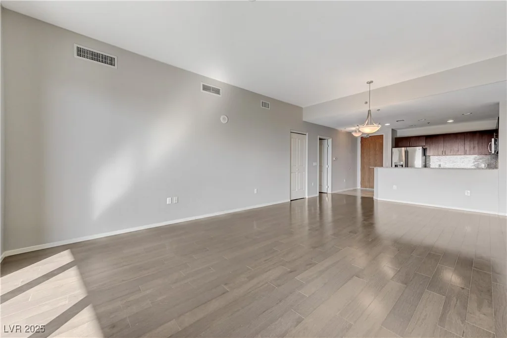 8255 LAS VEGAS, Las Vegas, NV 89123