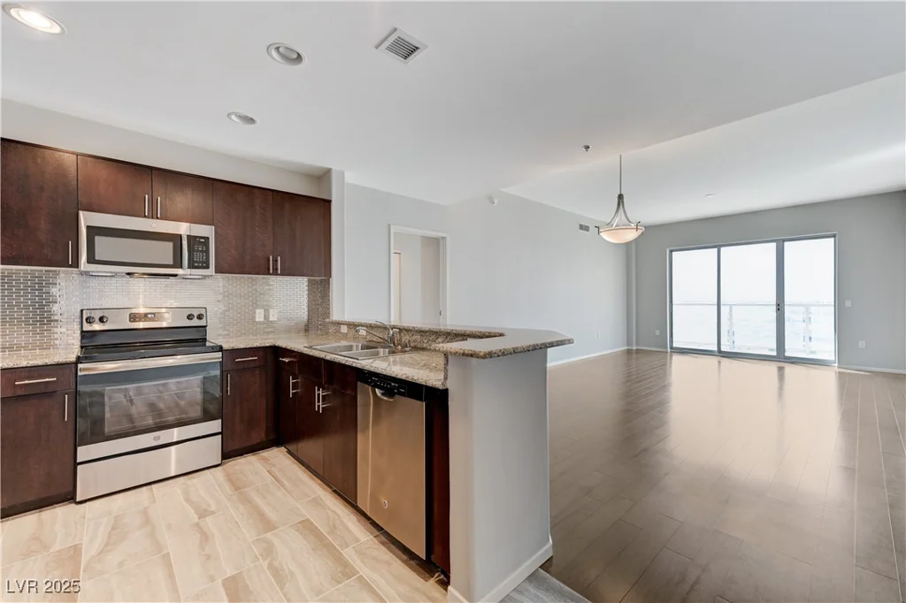 8255 LAS VEGAS, Las Vegas, NV 89123