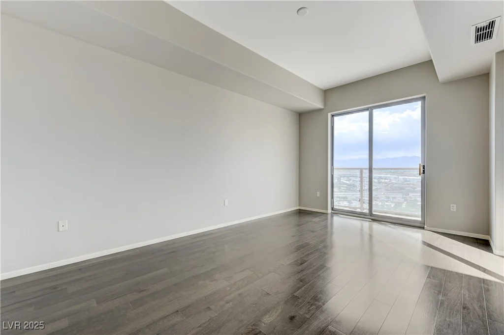 8255 LAS VEGAS, Las Vegas, NV 89123