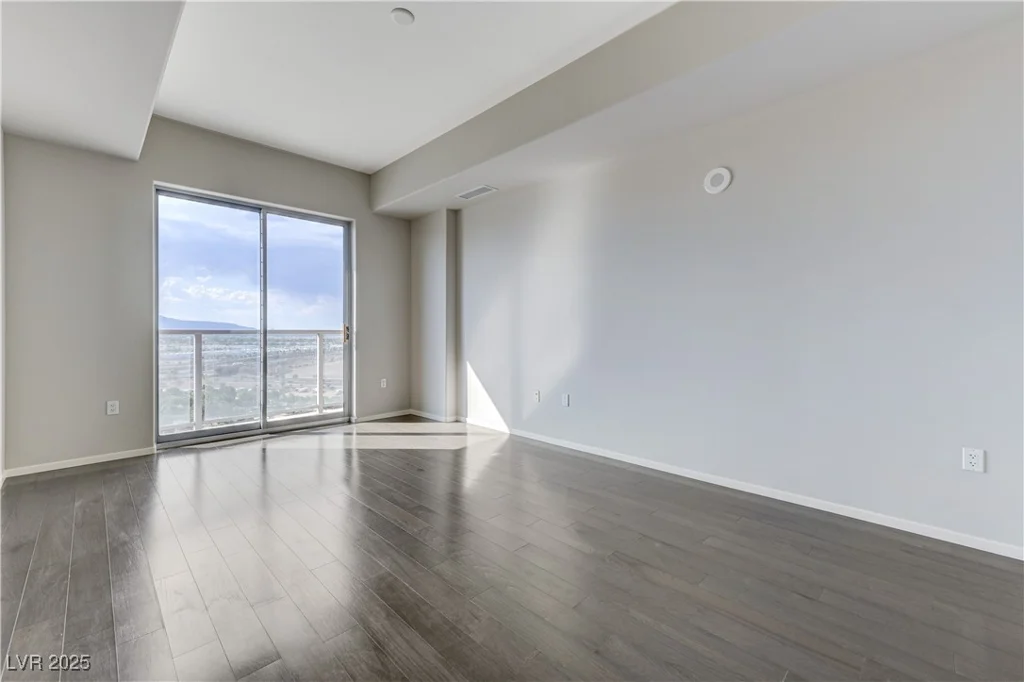 8255 LAS VEGAS, Las Vegas, NV 89123