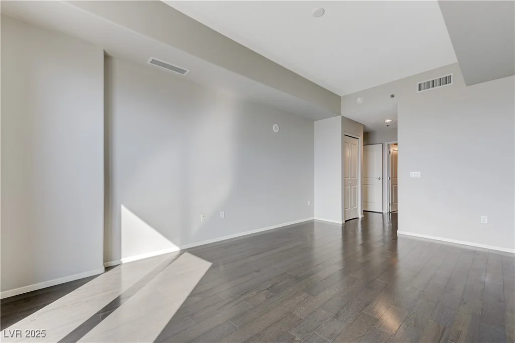 8255 LAS VEGAS, Las Vegas, NV 89123
