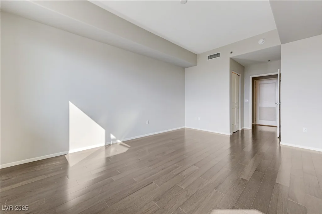 8255 LAS VEGAS, Las Vegas, NV 89123