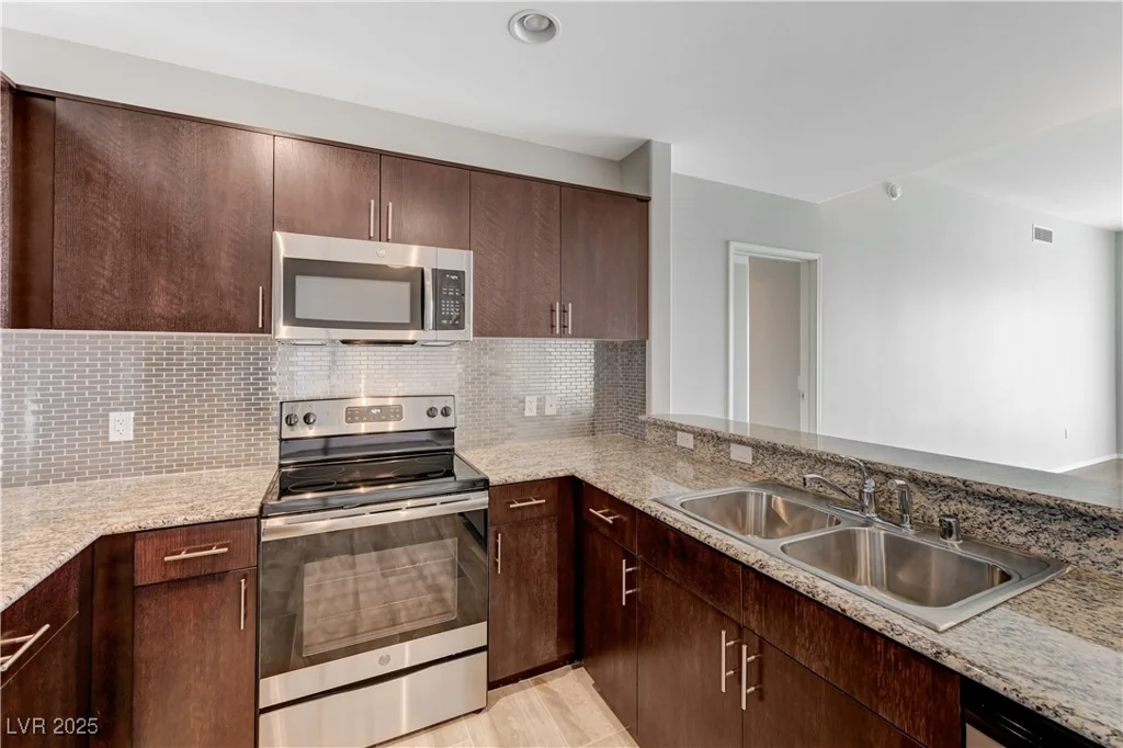 8255 LAS VEGAS, Las Vegas, NV 89123
