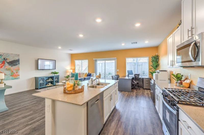 6529 Cinnamon Hazelnut, North Las Vegas, NV 89084
