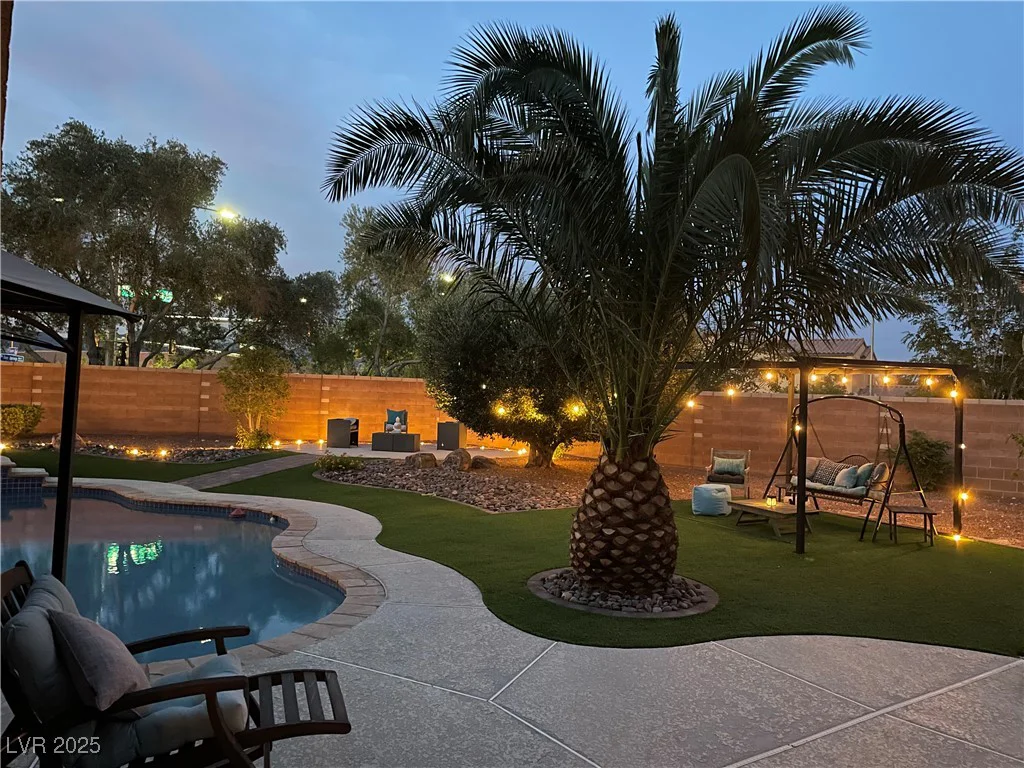 6756 Sea Swallow, North Las Vegas, NV 89084