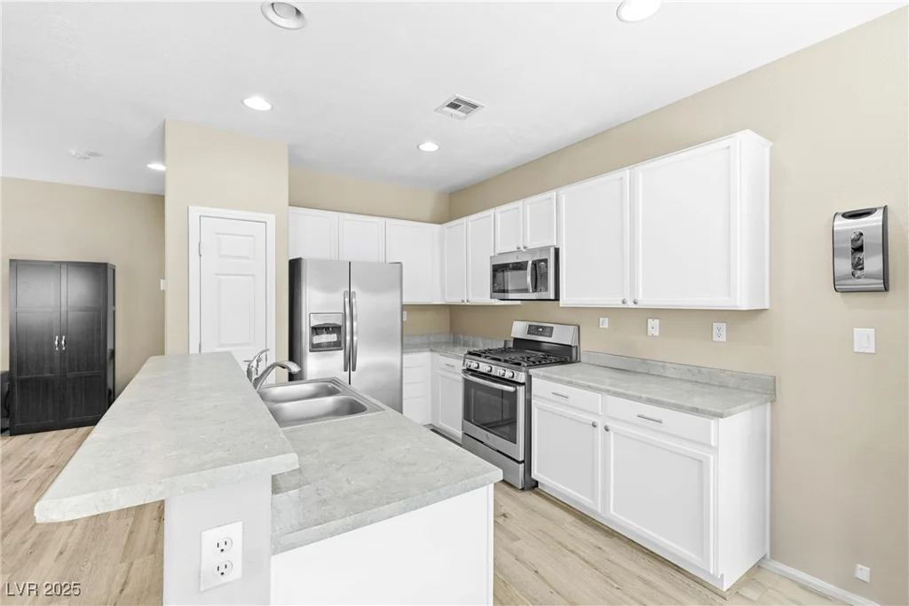 7868 Territorial, Las Vegas, NV 89149