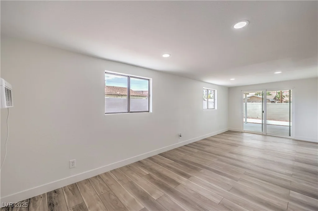 5203 Treasure, Las Vegas, NV 89122
