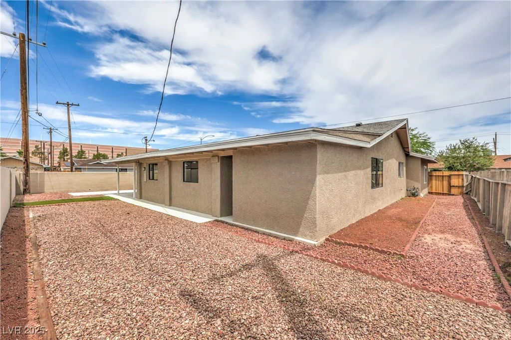 5203 Treasure, Las Vegas, NV 89122