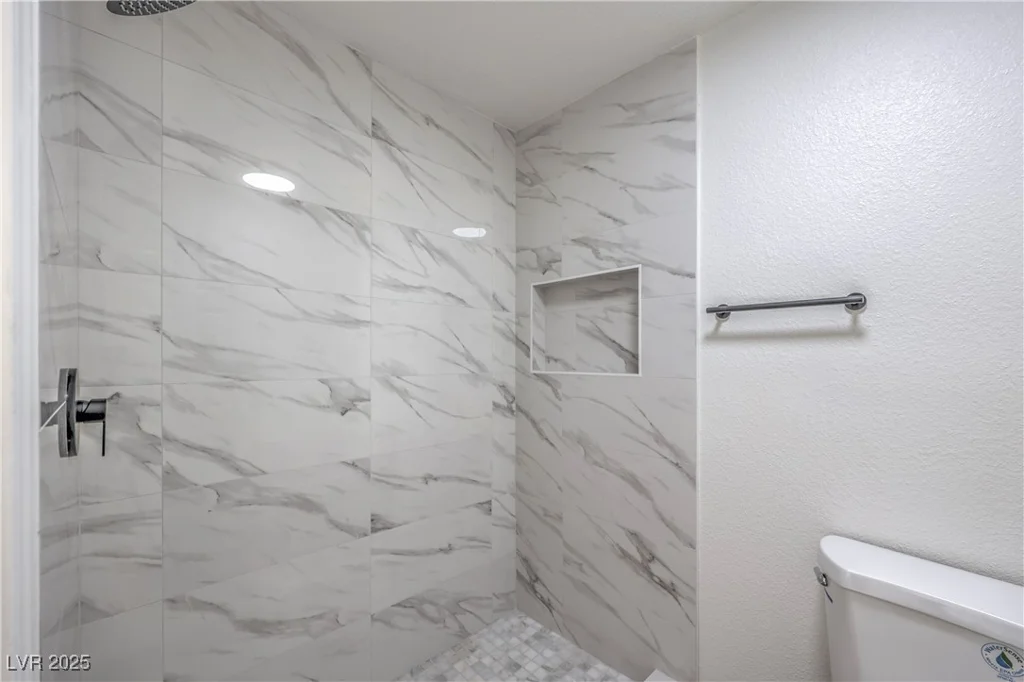 5203 Treasure, Las Vegas, NV 89122