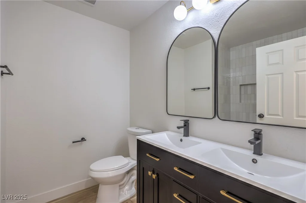 5203 Treasure, Las Vegas, NV 89122