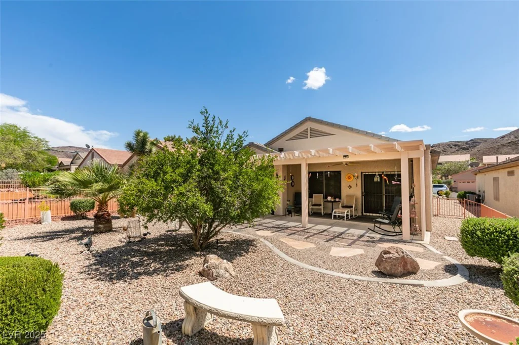 2120 Desert Woods, Henderson, NV 89012
