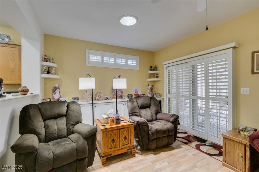 2120 Desert Woods, Henderson, NV 89012