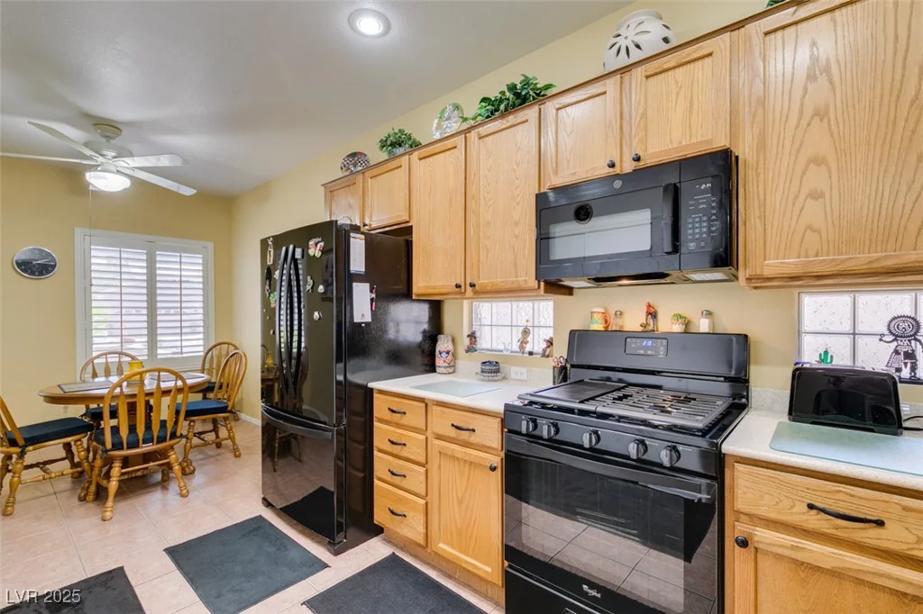 2120 Desert Woods, Henderson, NV 89012