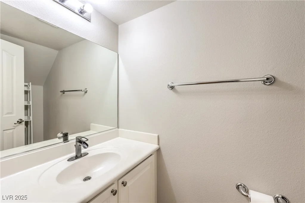 8775 Traveling Breeze, Las Vegas, NV 89178