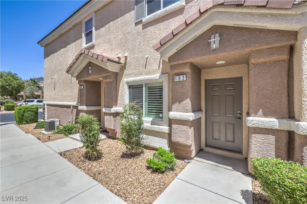 8775 Traveling Breeze, Las Vegas, NV 89178