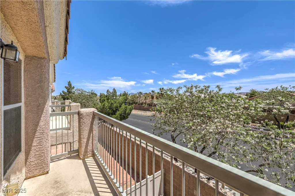 8775 Traveling Breeze, Las Vegas, NV 89178