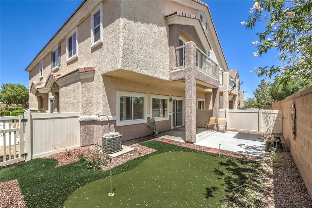 8775 Traveling Breeze, Las Vegas, NV 89178