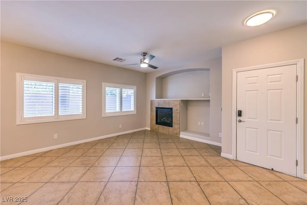 8775 Traveling Breeze, Las Vegas, NV 89178