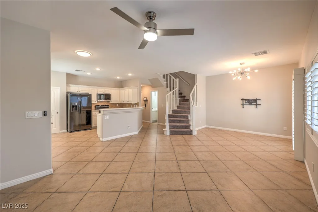 8775 Traveling Breeze, Las Vegas, NV 89178