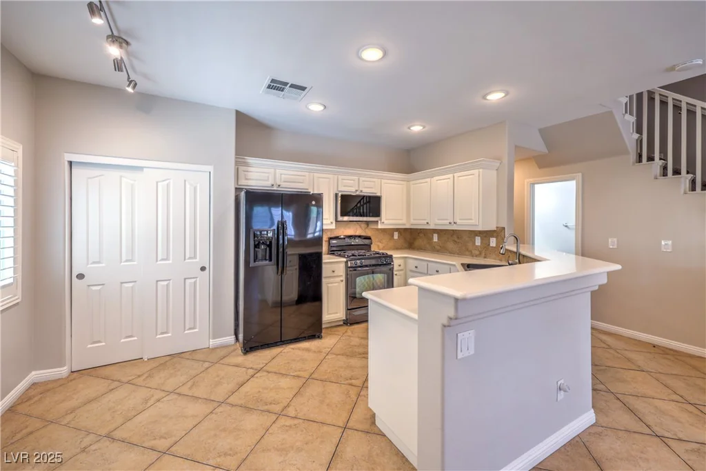 8775 Traveling Breeze, Las Vegas, NV 89178