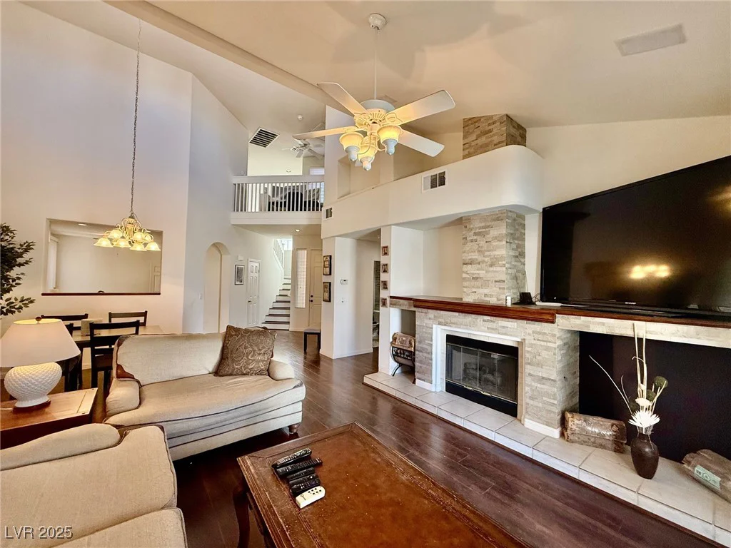 1704 Cordoba Canyon, Las Vegas, NV 89117