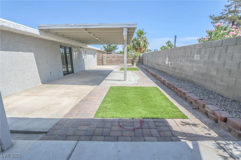 1413 Culley, Las Vegas, NV 89110