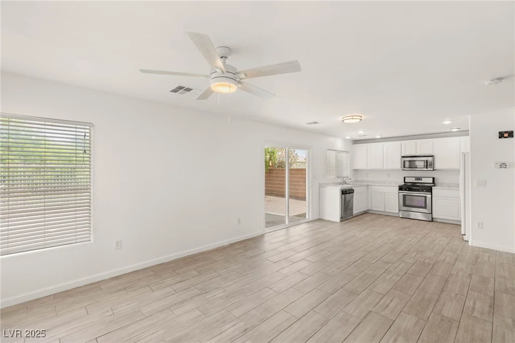 6480 Chebec, North Las Vegas, NV 89084