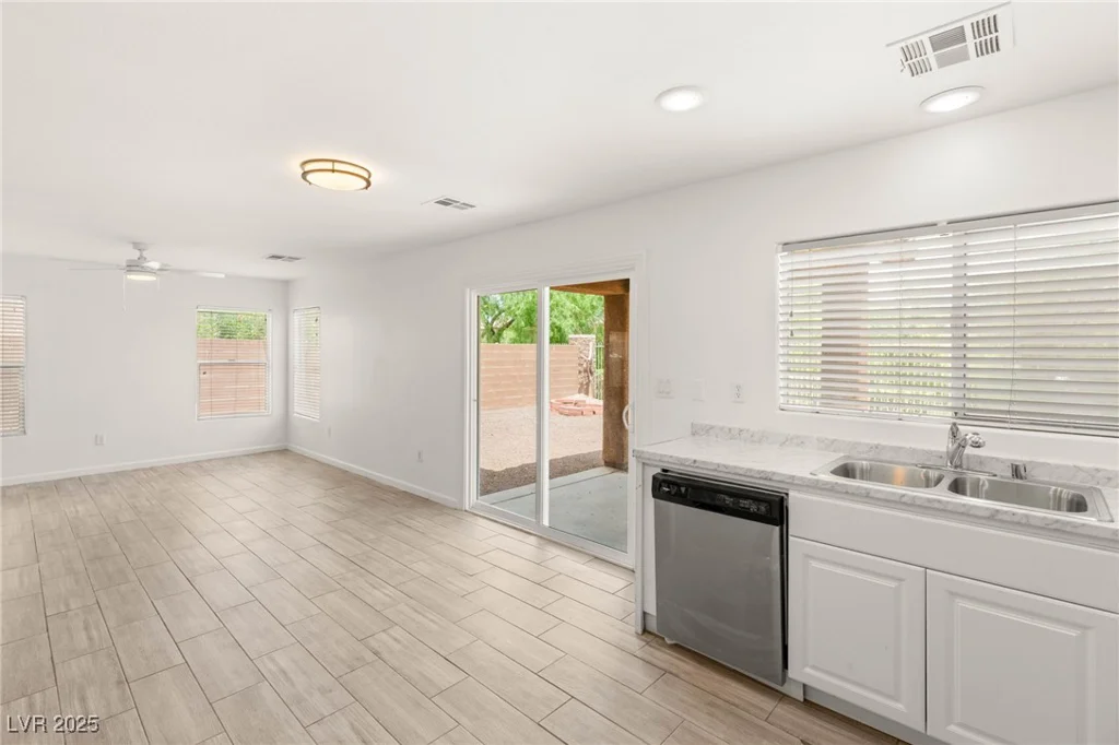 6480 Chebec, North Las Vegas, NV 89084