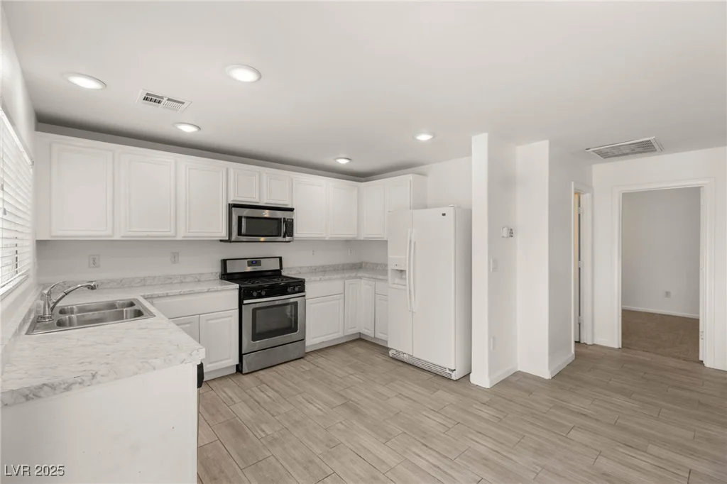 6480 Chebec, North Las Vegas, NV 89084
