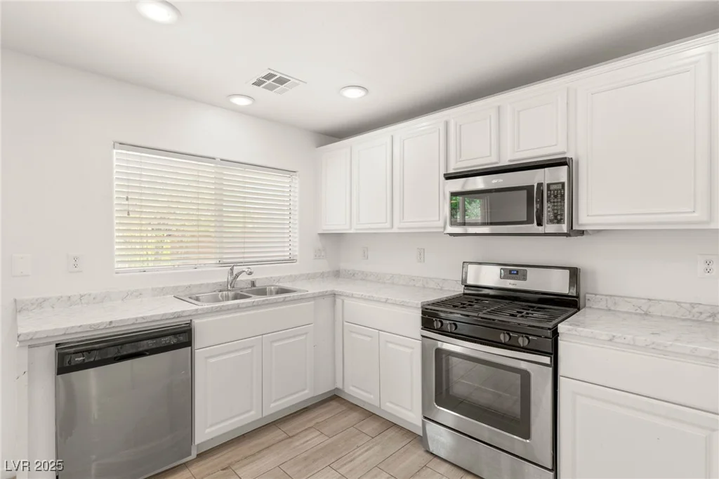 6480 Chebec, North Las Vegas, NV 89084