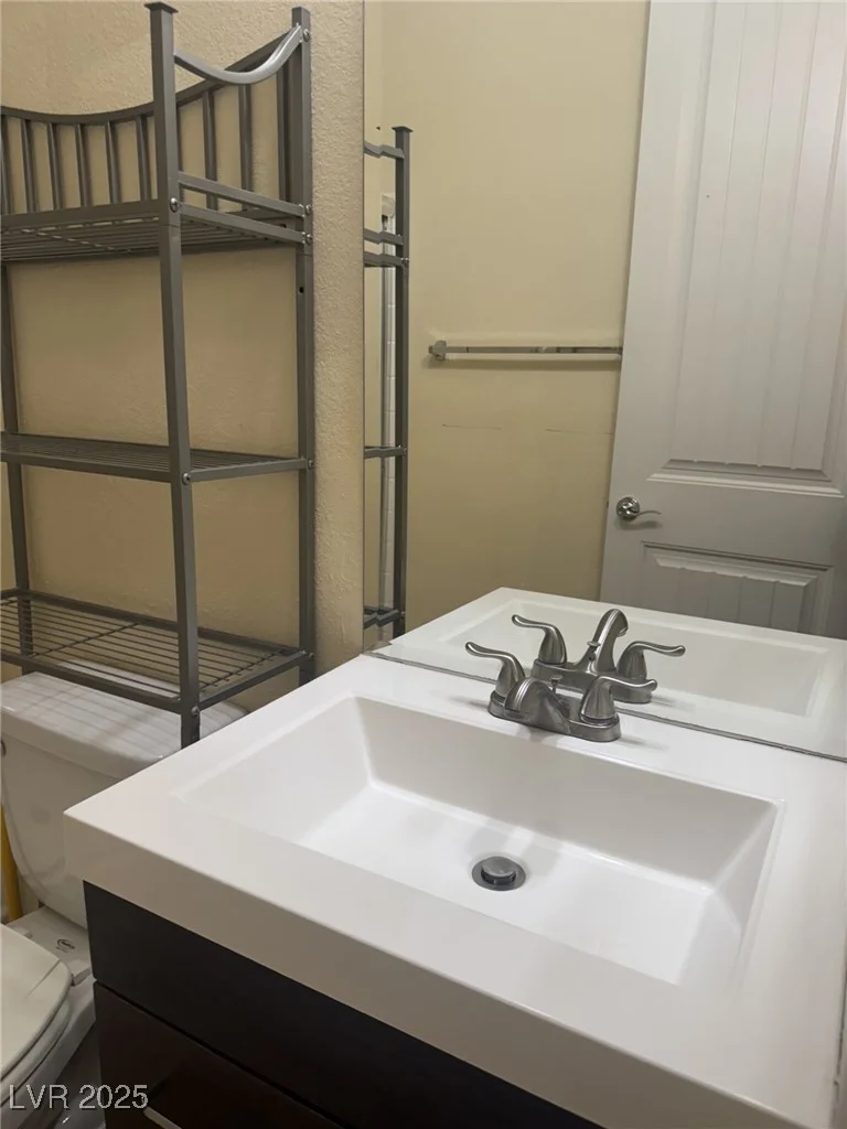 7934 Cape Flattery, Las Vegas, NV 89147