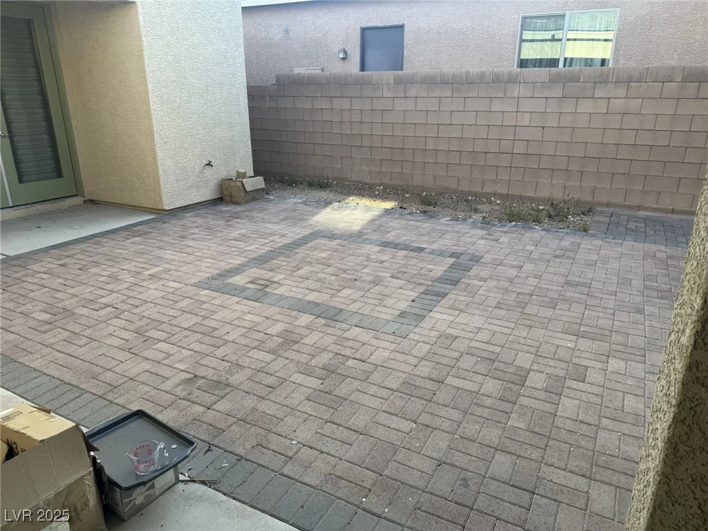 7934 Cape Flattery, Las Vegas, NV 89147