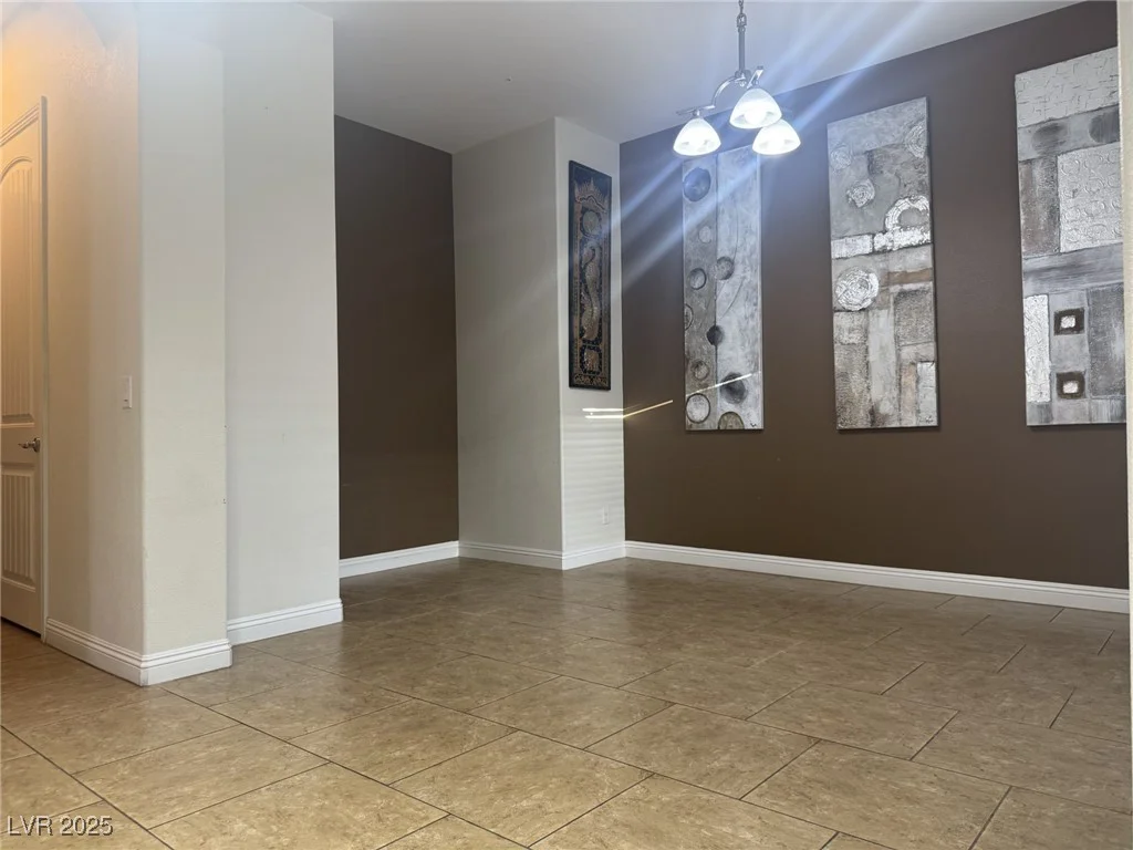 7934 Cape Flattery, Las Vegas, NV 89147