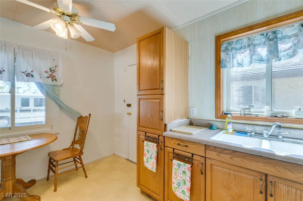136 Elm, Henderson, NV 89015