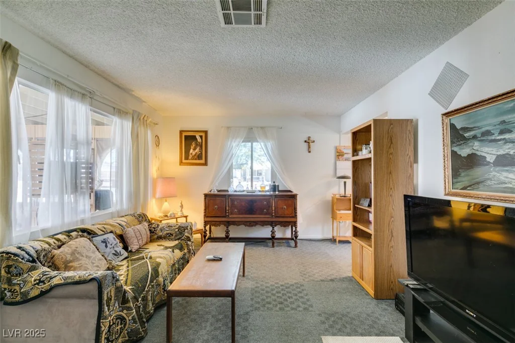 136 Elm, Henderson, NV 89015