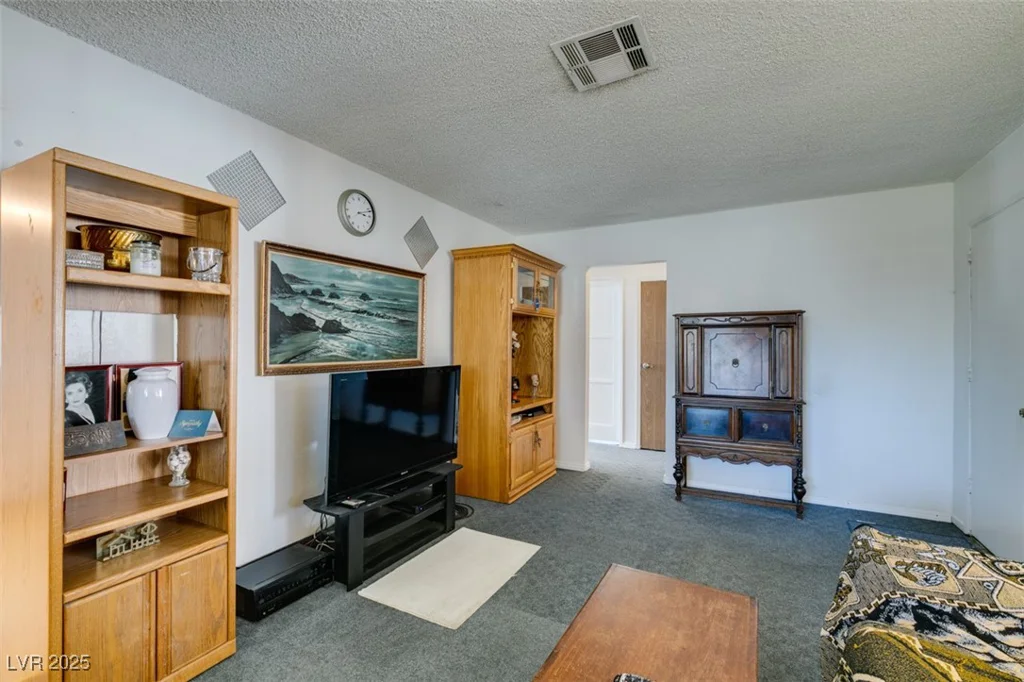 136 Elm, Henderson, NV 89015