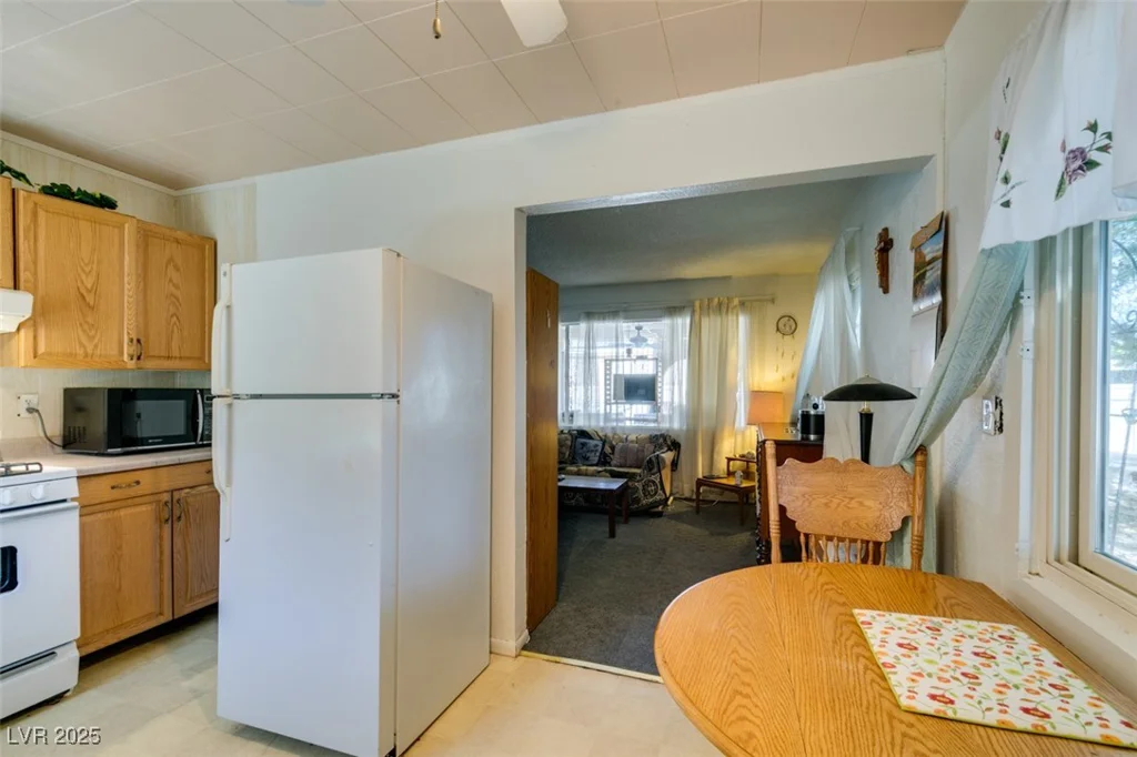136 Elm, Henderson, NV 89015