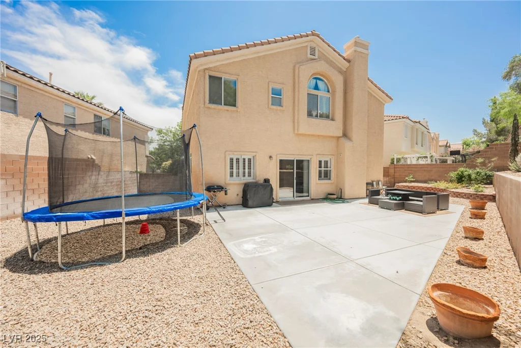 2057 Wandering Doe, Las Vegas, NV 89134