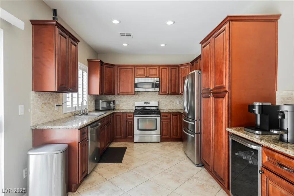 2057 Wandering Doe, Las Vegas, NV 89134