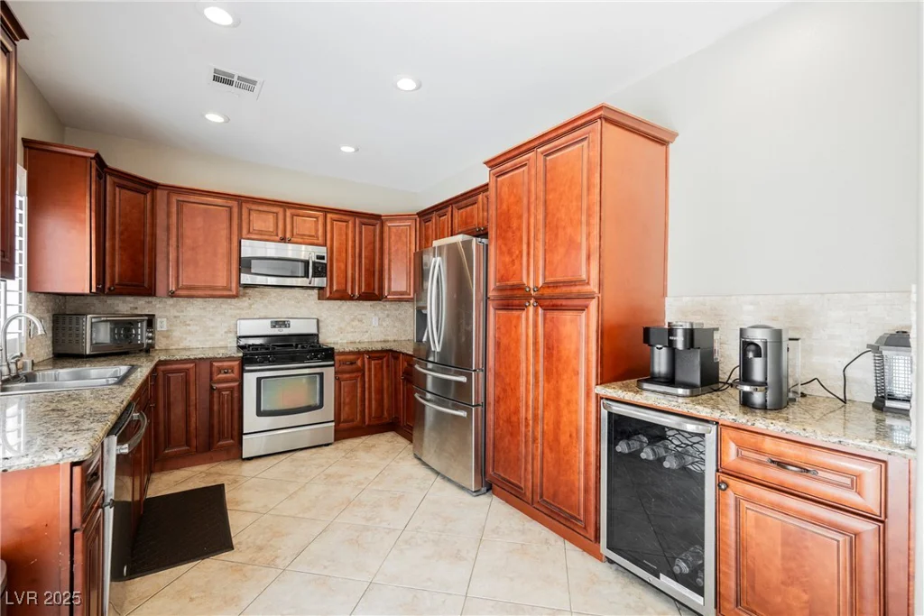 2057 Wandering Doe, Las Vegas, NV 89134