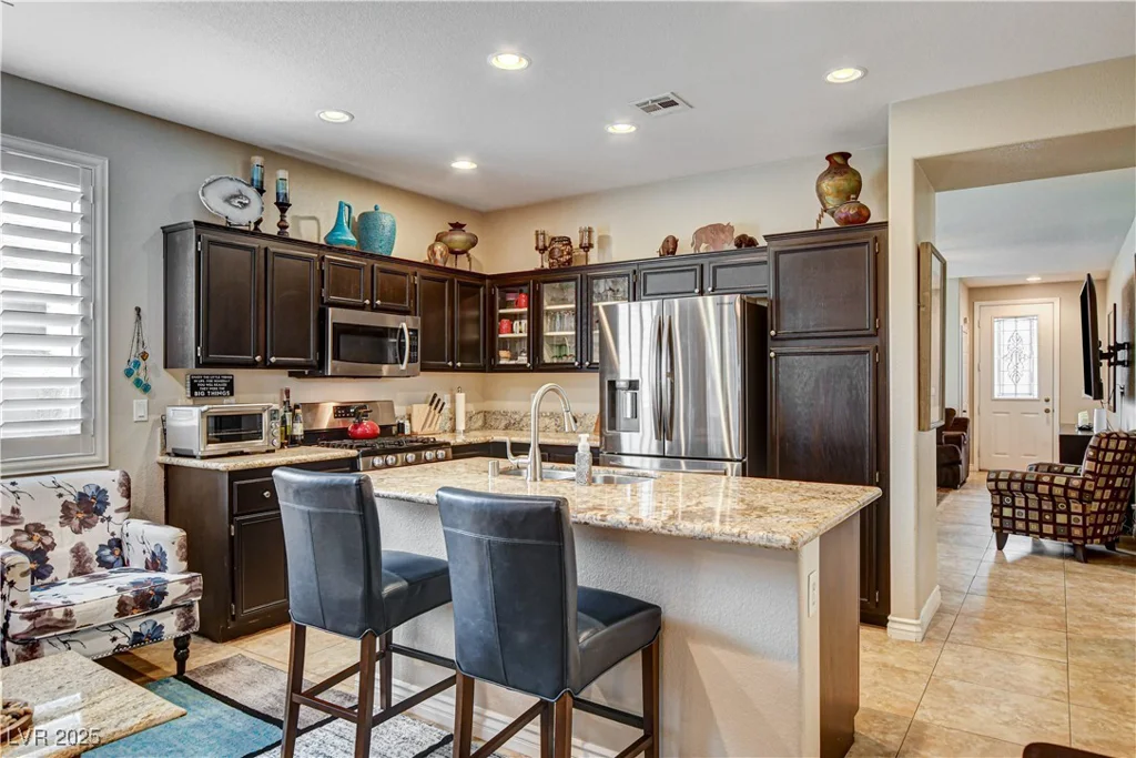 2958 Lapis Beach, Las Vegas, NV 89117
