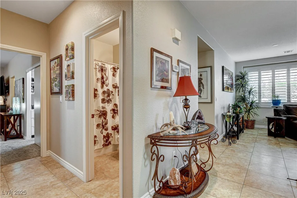 2958 Lapis Beach, Las Vegas, NV 89117