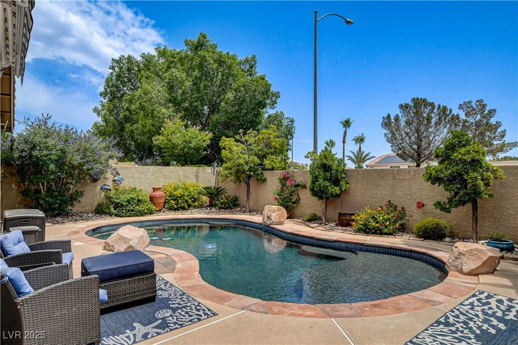 2958 Lapis Beach, Las Vegas, NV 89117