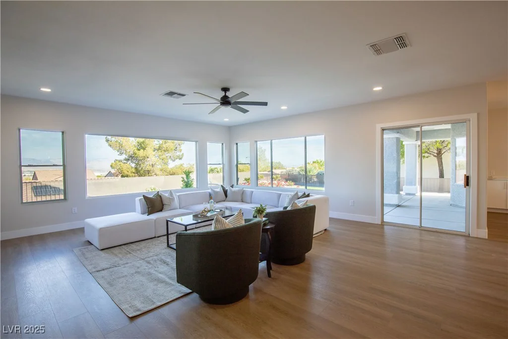 2099 Mountain City, Henderson, NV 89052