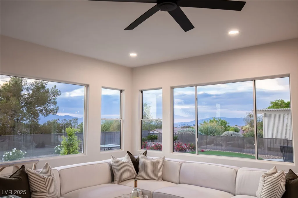 2099 Mountain City, Henderson, NV 89052