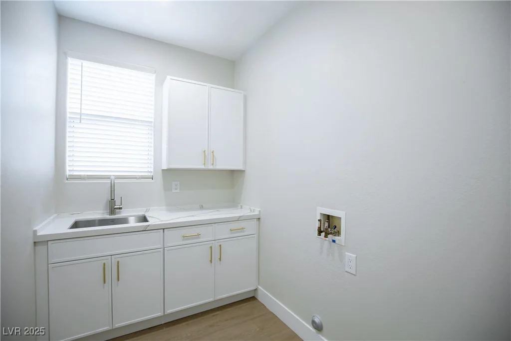 2099 Mountain City, Henderson, NV 89052