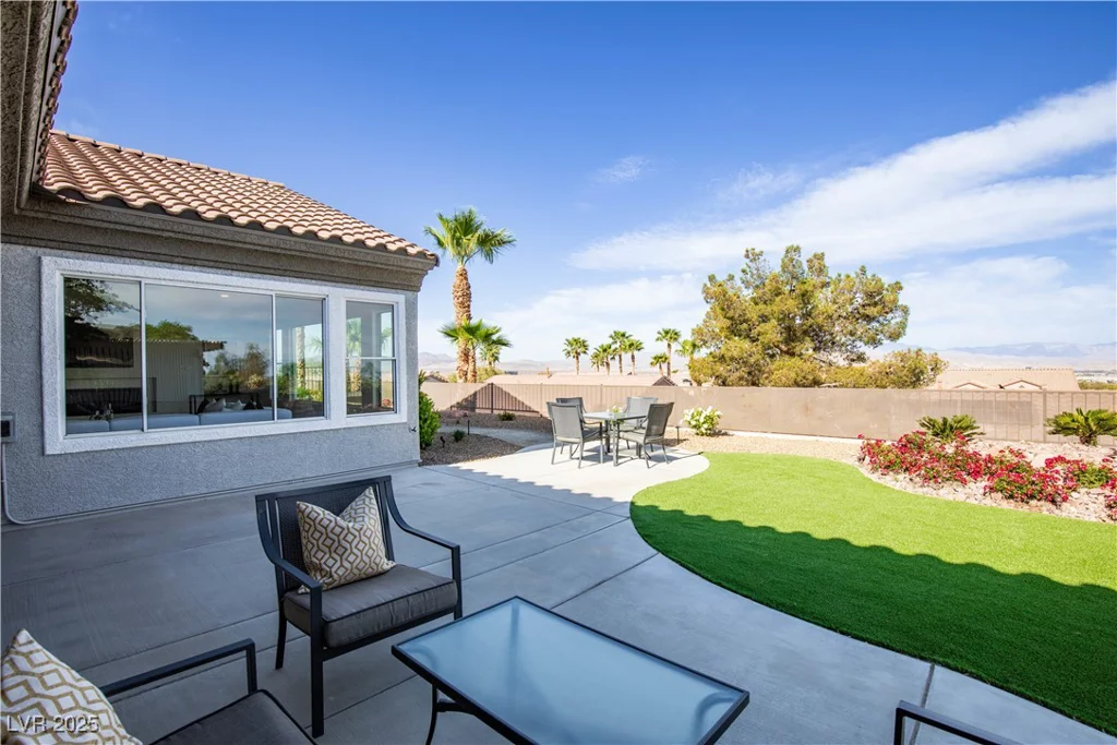 2099 Mountain City, Henderson, NV 89052