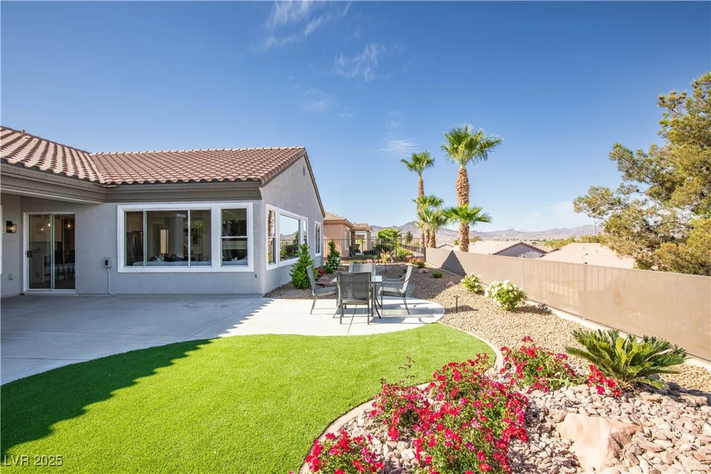 2099 Mountain City, Henderson, NV 89052