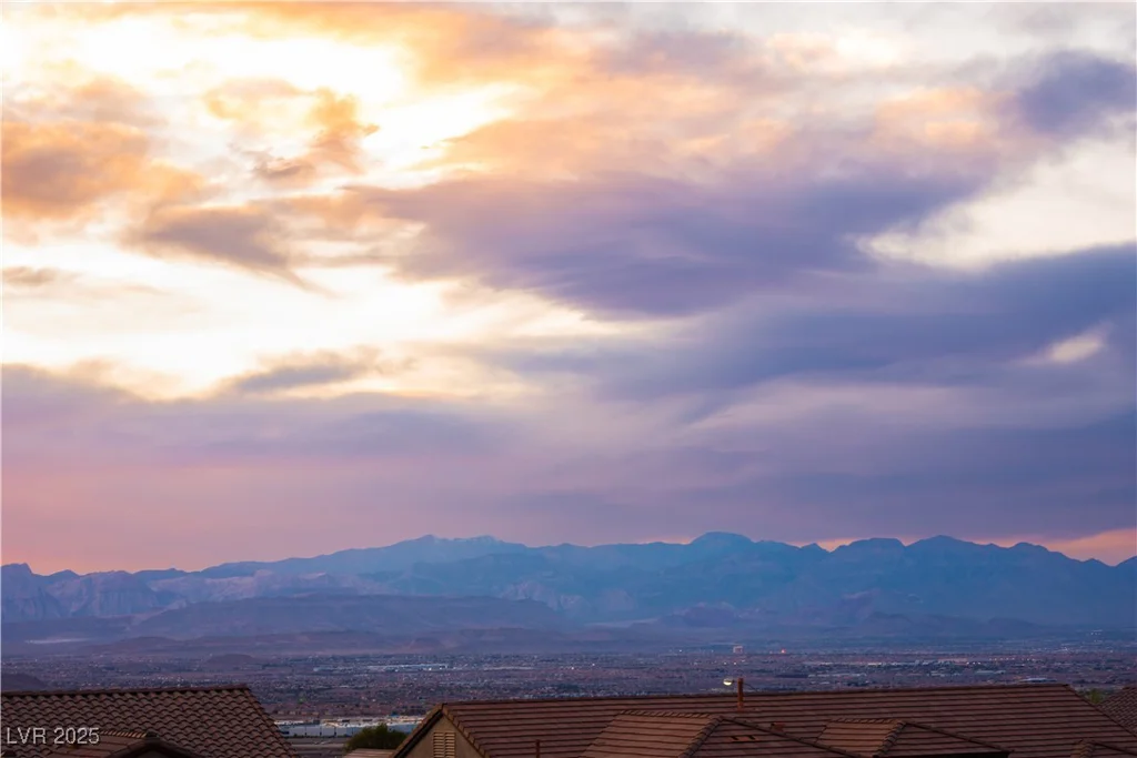 2099 Mountain City, Henderson, NV 89052