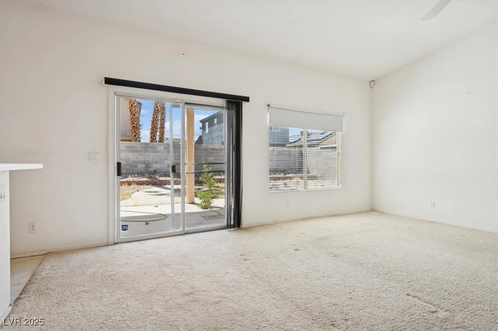 4323 Village Spring, Las Vegas, NV 89147